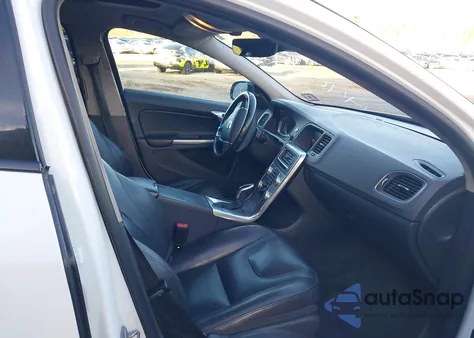 2018 Volvo V60 Cross Country T5 from USA, damaged, VIN YV440MWK7J2056800